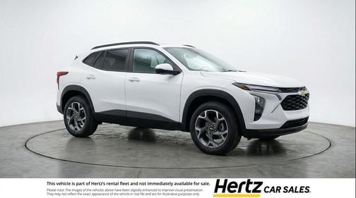 Summit White 2025 Chevrolet Trax LT