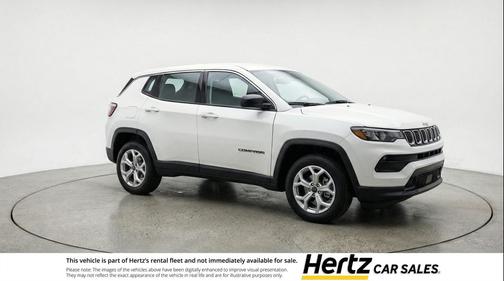 Bright White Clearcoat 2025 Jeep Compass Latitude