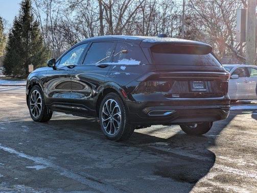 2025 Lincoln Nautilus Reserve