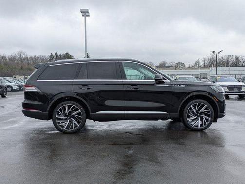 2025 Lincoln Aviator Reserve AWD