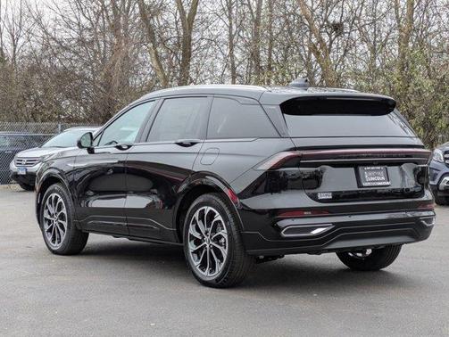 2025 Lincoln Nautilus Reserve