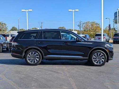 2025 Lincoln Aviator Premiere