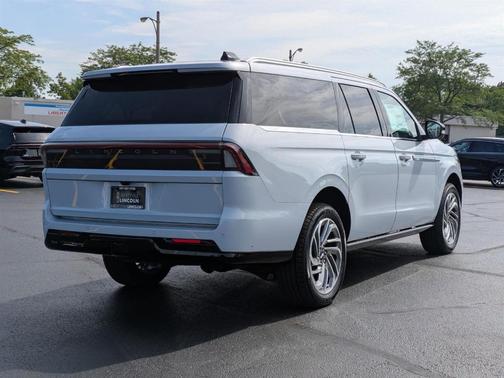 2025 Lincoln Navigator L Reserve