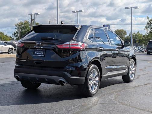 2021 Ford Edge Titanium