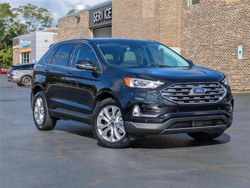 2021 Ford Edge Titanium