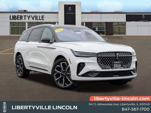 2025 Lincoln Nautilus Reserve