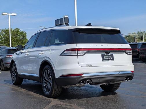 Pristine White 2026 Lincoln Aviator Premiere