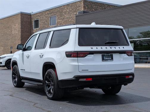Bright White Clearcoat 2023 Jeep Wagoneer Series II