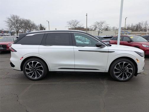 2026 Lincoln Nautilus Black Label