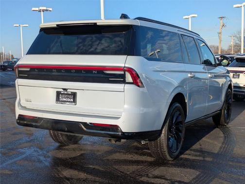2025 Lincoln Navigator L Reserve