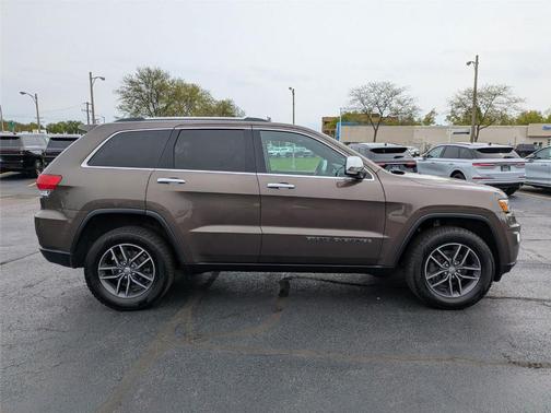 Walnut Brown 2018 Jeep Grand Cherokee Limited