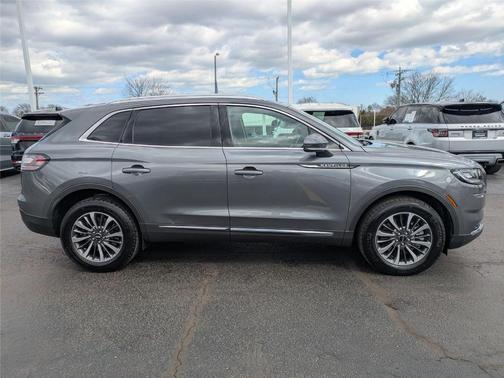 Metallic 2023 Lincoln Nautilus Standard