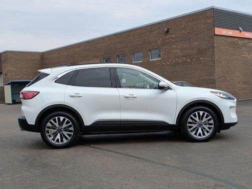 2020 Ford Escape Titanium Hybrid