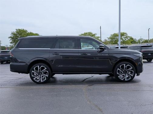 Starlight 2026 Lincoln Navigator L Black Label