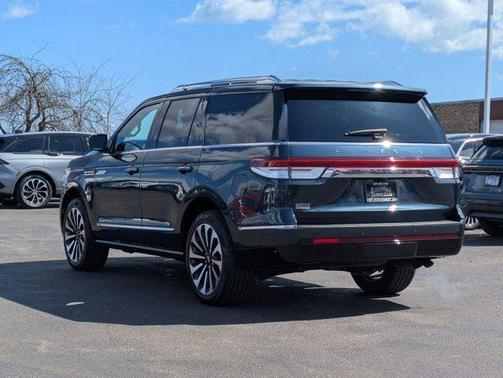 2024 Lincoln Navigator Reserve