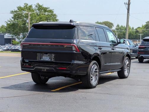 2025 Lincoln Navigator Reserve