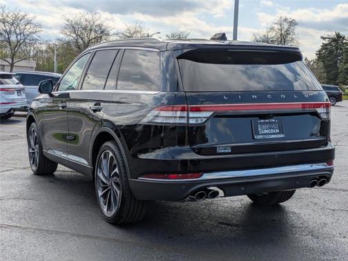Infinite Black Metallic 2026 Lincoln Aviator Reserve AWD