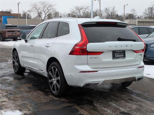 2019 Volvo XC60 Recharge Plug-In Hybrid T8 Inscription