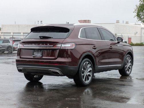 2021 Lincoln Nautilus Reserve