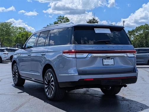 Chroma Crystal Blue Metallic 2023 Lincoln Navigator Black Label