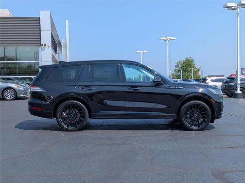 2025 Lincoln Aviator Reserve AWD
