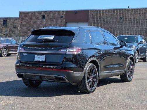 2022 Lincoln Nautilus Reserve