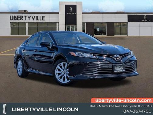 Midnight Black Metallic 2018 Toyota Camry LE