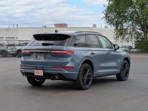 2025 Lincoln Corsair Premiere