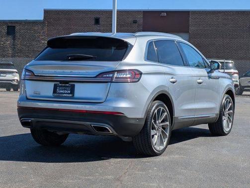 2022 Lincoln Nautilus Reserve
