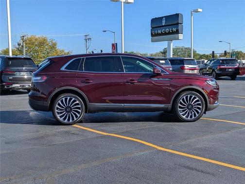 2023 Lincoln Nautilus Black Label