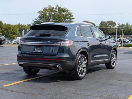 2022 Lincoln Nautilus Reserve