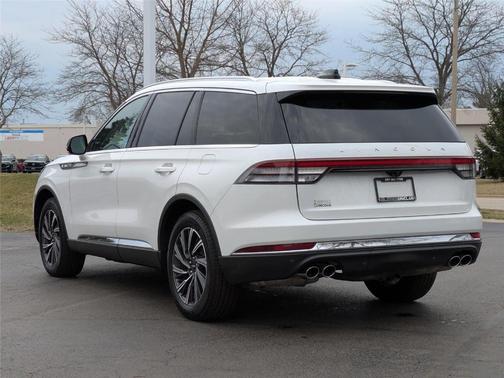 2025 Lincoln Aviator Premiere