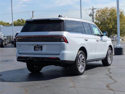 2025 Lincoln Navigator Reserve