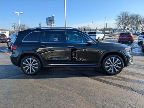 2022 Mercedes-Benz GLB 250 Base 4MATIC