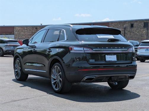 2022 Lincoln Nautilus Reserve