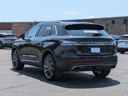 2022 Lincoln Nautilus Reserve