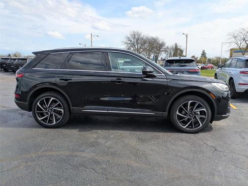 Infinite Black Metallic 2023 Lincoln Corsair Reserve