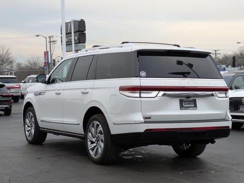 2024 Lincoln Navigator Reserve