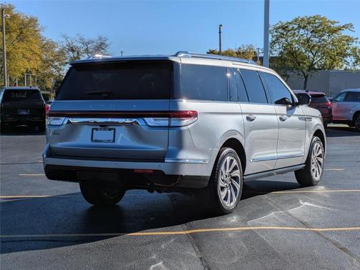 2022 Lincoln Navigator L Reserve