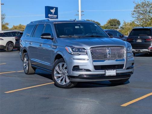 2022 Lincoln Navigator L Reserve