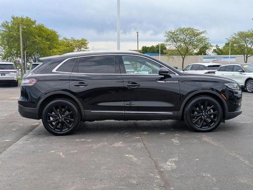 2023 Lincoln Nautilus Reserve