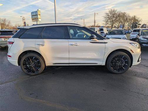 2026 Lincoln Corsair Grand Touring