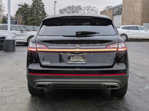 2022 Lincoln Nautilus Standard