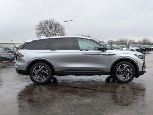 2025 Lincoln Nautilus Premiere