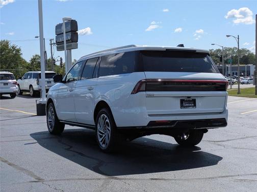 2025 Lincoln Navigator L Reserve