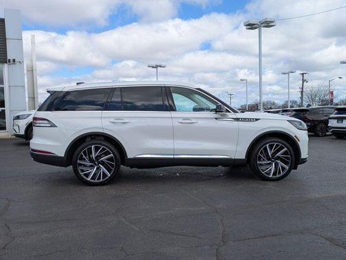 2025 Lincoln Aviator Reserve AWD