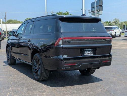 2025 Lincoln Navigator L Reserve