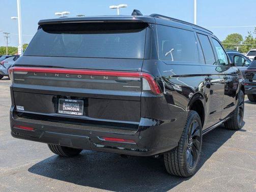 2025 Lincoln Navigator L Reserve
