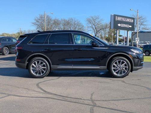 2025 Lincoln Corsair Premiere