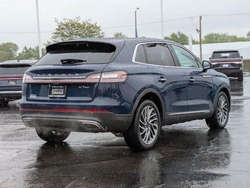 2019 Lincoln Nautilus Reserve